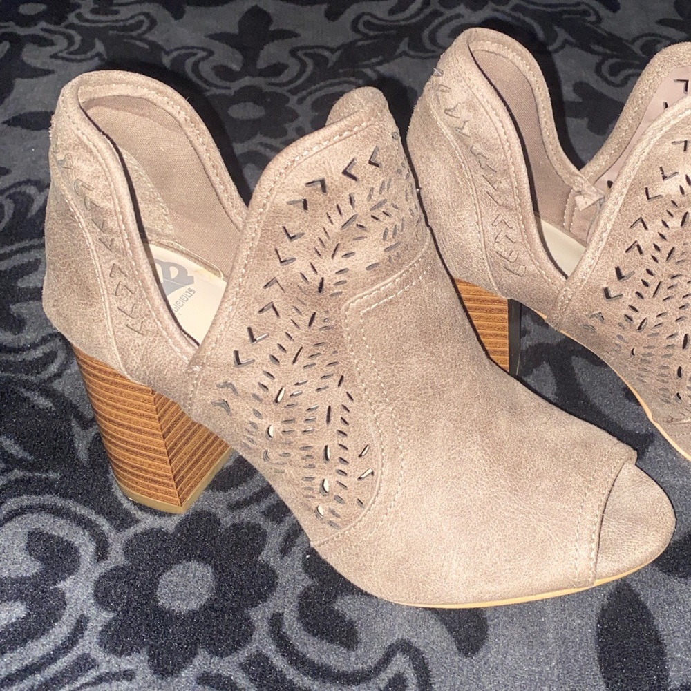 Fergalicious by Fergie Heels